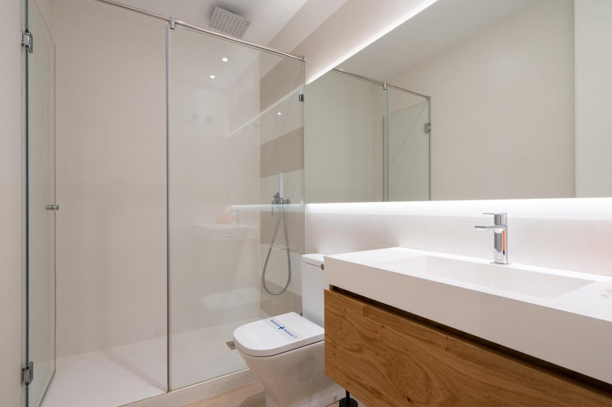 Apartamento De Lujo En Gran Via Madrid Exterior photo