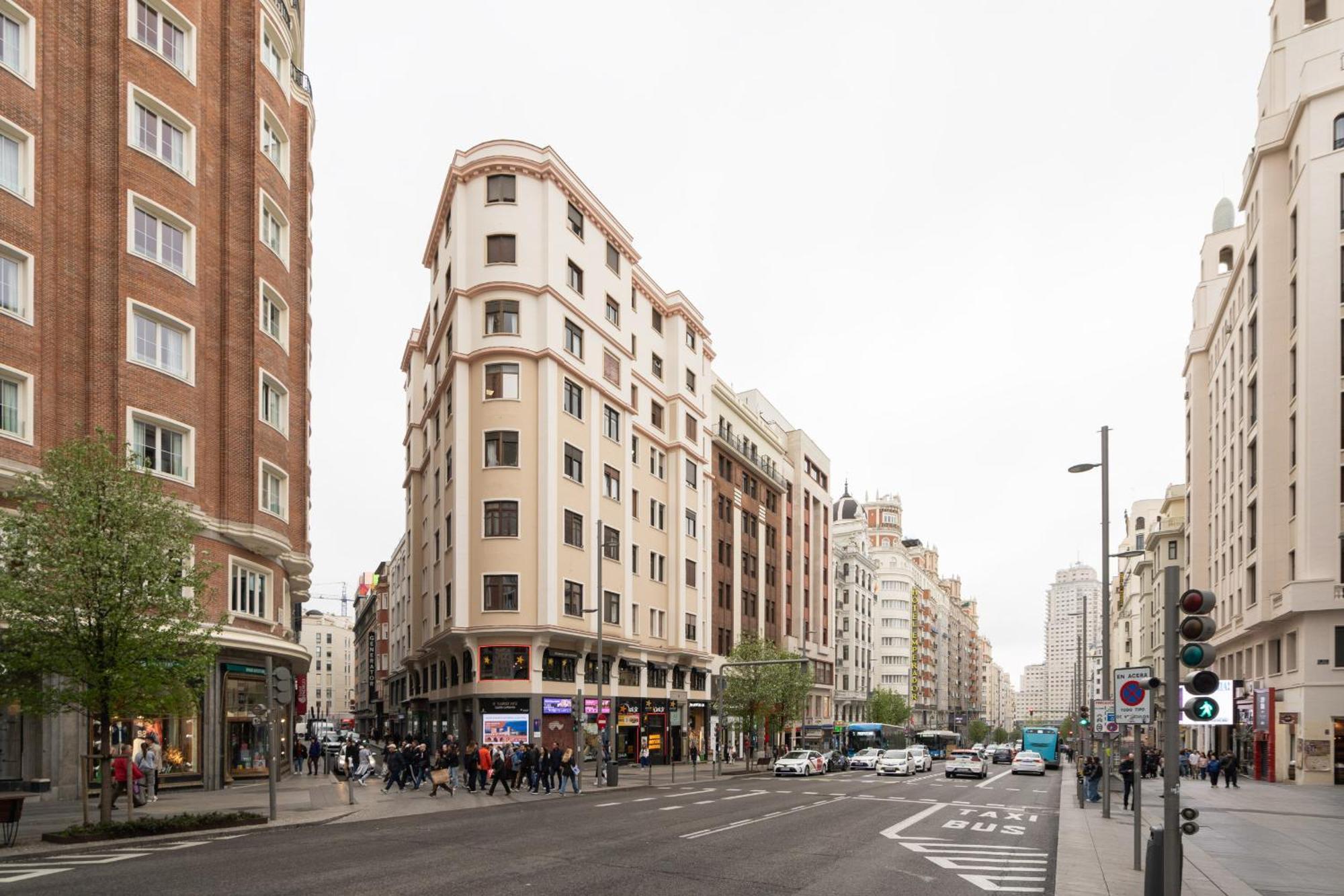 Apartamento De Lujo En Gran Via Madrid Exterior photo
