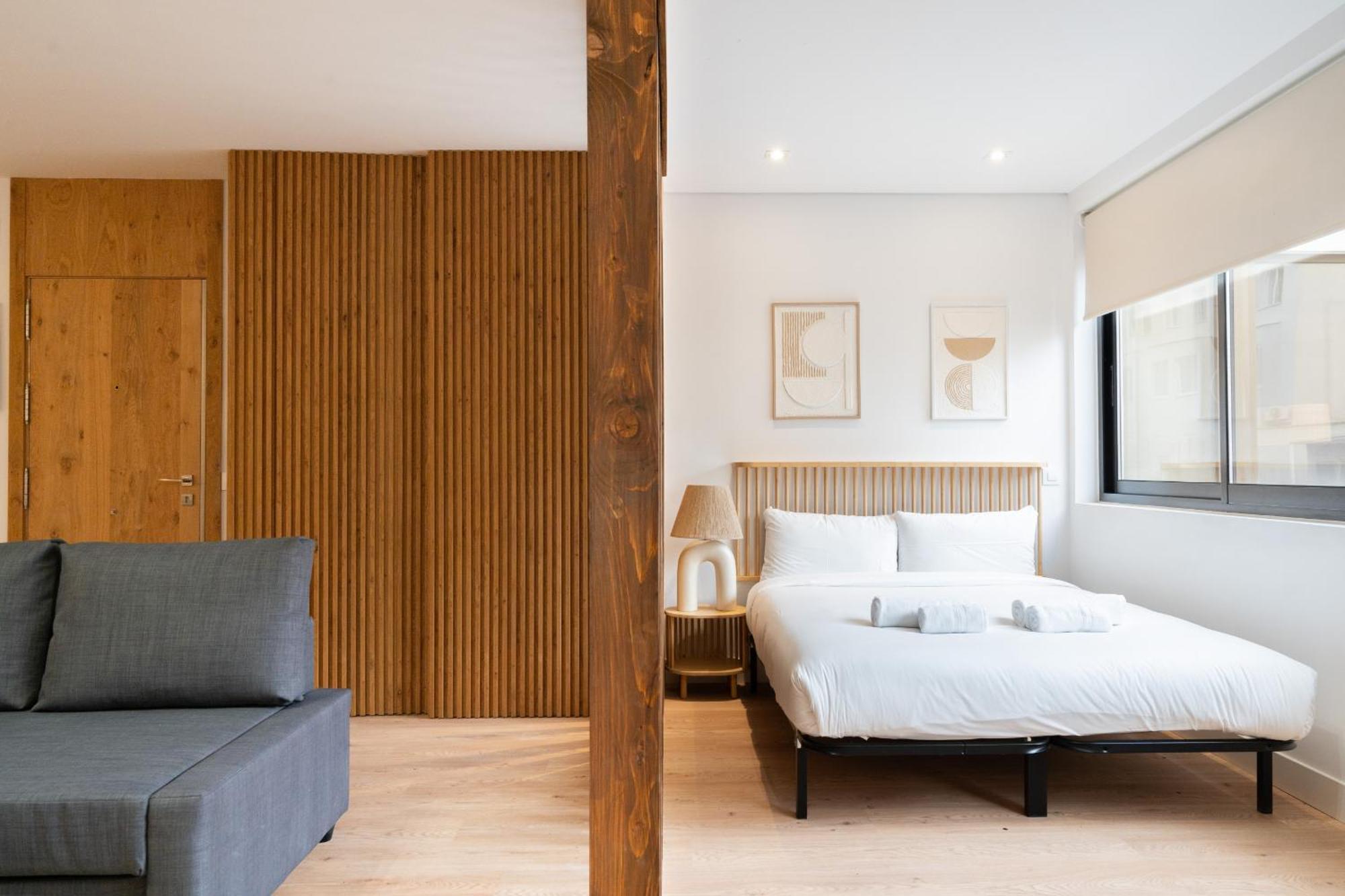 Apartamento De Lujo En Gran Via Madrid Exterior photo