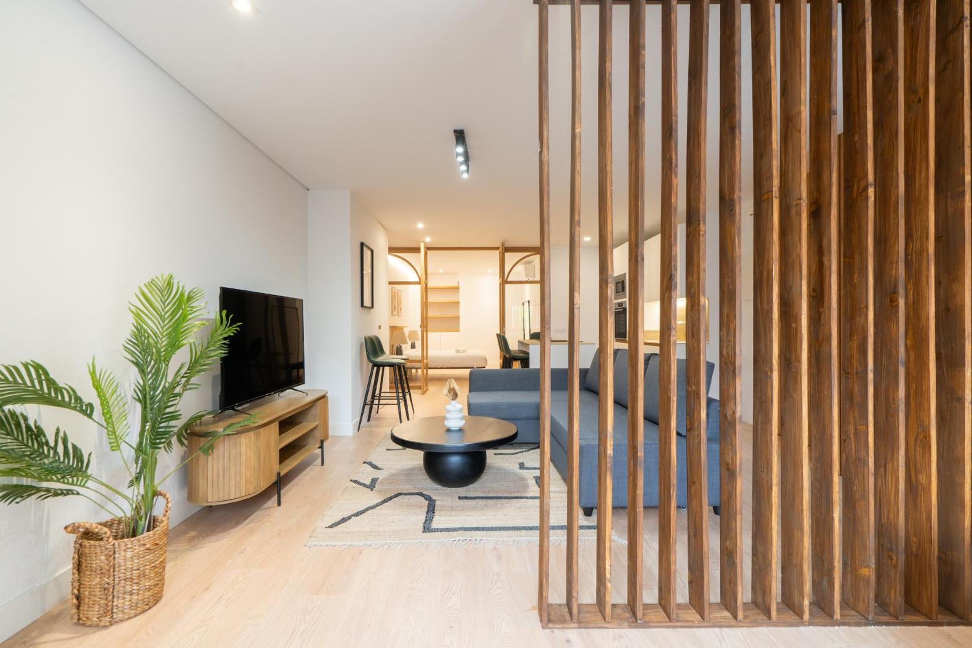 Apartamento De Lujo En Gran Via Madrid Exterior photo